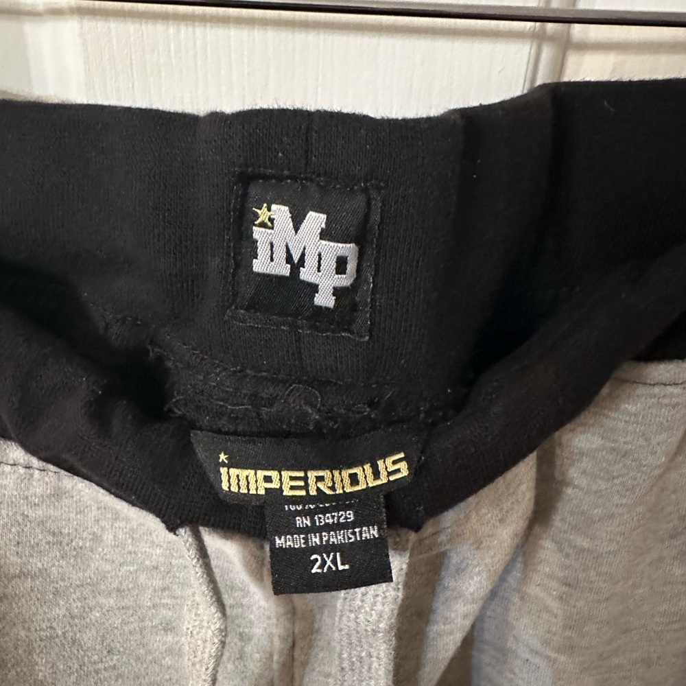 Imperious Sweatpants - Picture 3 of 9
